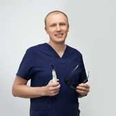 Кузюра Максим Олегович, стоматолог-ортопед