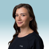Ямбулатова Айла Назимовна, стоматолог-терапевт