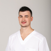 Евченко Иван Игоревич, стоматолог-терапевт