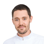 Ладырда Дмитрий Валериевич, стоматолог-хирург