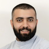 Мартиросян Карлен Александрович, стоматолог-хирург