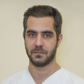 Аакеф Хайдер Нозад Аакеф, нейрохирург