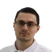 Бобров Николай Юрьевич, стоматолог-терапевт