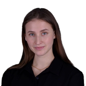 Суворова Алина Петровна, стоматолог-терапевт