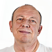 Новичков Евгений Николаевич, мануальный терапевт