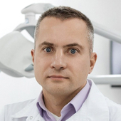 Шкуро Павел Александрович, стоматолог-хирург