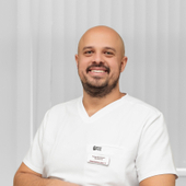 Бу Даргам Тимур, имплантолог