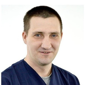 Зиновьев Максим Павлович, ортопед