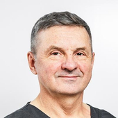 Зубов Сергей Владимирович, стоматолог-хирург