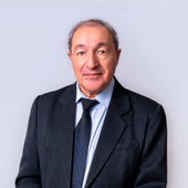 Манучарян Юрий Григорьевич, психотерапевт