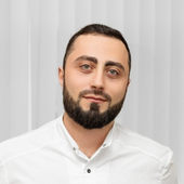 Мелконян Ишхан Жирайрович, детский стоматолог