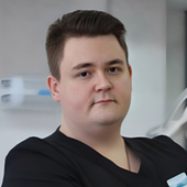 Рулев Александр Витальевич, стоматолог-хирург