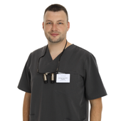 Пушкин Алексей Сергеевич, стоматолог-хирург