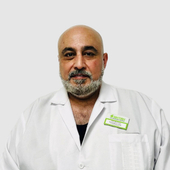 Аль Джаллад Муханнад Асиф, стоматолог-ортопед