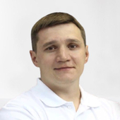 Панюшенко Вячеслав Владимирович, стоматолог-терапевт