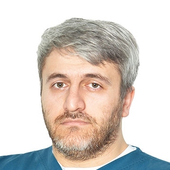 Саккаев Давид Нугзарович, стоматолог-хирург