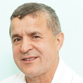 Ахмадуллин Нияз Ильясович, хирург