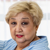 Сапарова Альбера Баяновна, стоматолог-терапевт