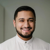 Мухаммадиев Масрур Рахматович, стоматолог-хирург