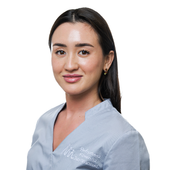 Янбухтина Камилла Эдуардовна, стоматолог-терапевт