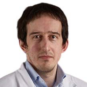 Крюченков Константин Александрович, офтальмолог
