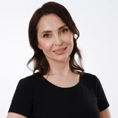 Попова Ирина Владимировна, стоматолог-терапевт