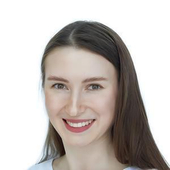 Попова Ирина Сергеевна, стоматолог-терапевт