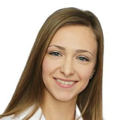 Лифанова Елена Олеговна, стоматолог-терапевт