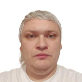 Юлусов Михаил Владимирович, стоматолог-терапевт