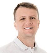 Абрамов Олег Владимирович, пародонтолог