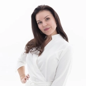 Попова Евгения Владимировна, косметолог
