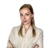 Кравцова Алина Евгеньевна, косметолог