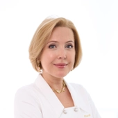 Агалакова Юлия Константиновна, врач-косметолог