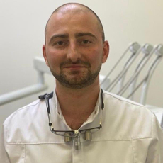 Куцури Давид Георгиевич, стоматолог-ортопед