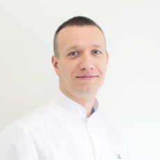 Капустин Максим Владимирович, стоматолог-хирург