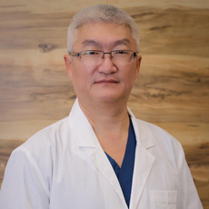 Хон Анатолий Эмирович, хирург-ортопед