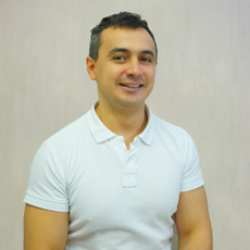 Алхасов Астемир Олегович, стоматолог-терапевт