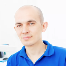 Еханин Николай Борисович, стоматолог-терапевт