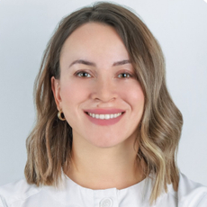 Ефремова Лиана Рашитовна, стоматолог-терапевт