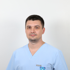 Камилов Артем Александрович, стоматолог-ортопед