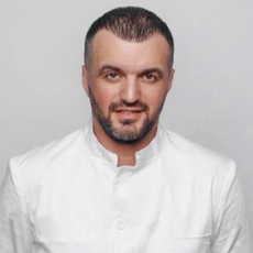 Исаев Омар Горунович, врач-косметолог