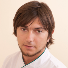 Романов Андрей Сергеевич, стоматолог-хирург