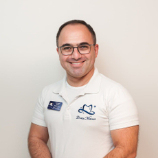 Казарян Айказ Арамович, стоматолог-хирург