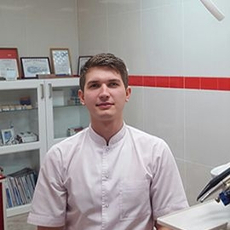 Самофалов Дмитрий Владимирович, стоматолог-терапевт