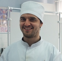 Мамиконян Роберт Ваганович, стоматолог-терапевт