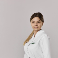Золотых Оксана Магомедовна, стоматолог-терапевт