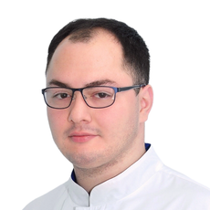 Гаглоев Артур Вадимович, стоматолог-терапевт