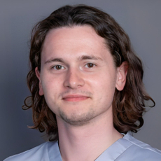 Шатров Кирилл Алексеевич, стоматолог-терапевт