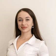 Зубкова Кристина Валерьевна, врач-косметолог
