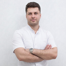 Кащук Артем Олегович, стоматолог-ортопед